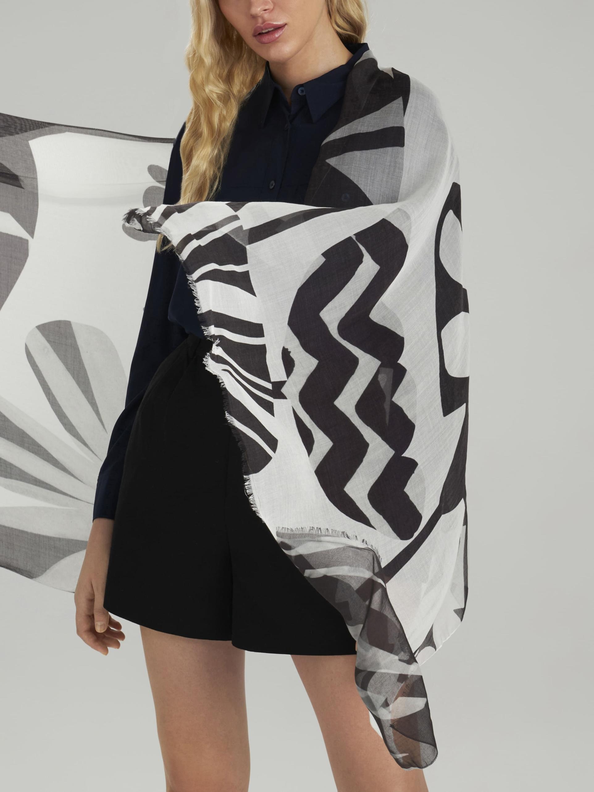 Scarves from Italy silk scarves, shawls and women's fashion